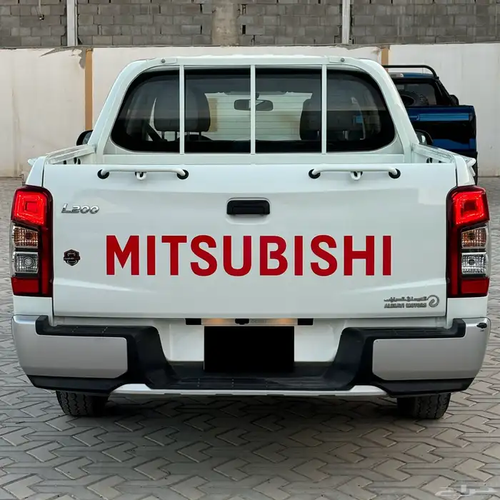 ميتسوبيشي 2023 L200 ديزل غمارتين بدي وكاله ممشى 98 الف 5