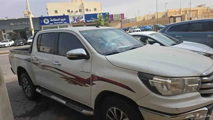 تويوتا هايلكس غمارتين 5