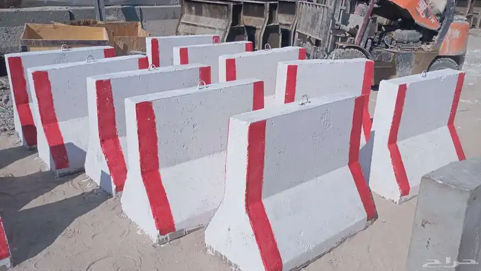 نيوجرسي حواجز خرسانية سفتي مصدات قواعد انارة 4