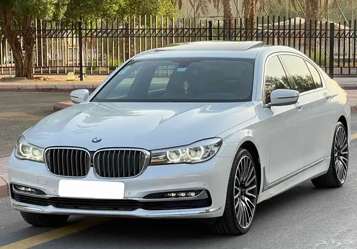 بي ام دبليو 740Li 2019 فل سعودي 0