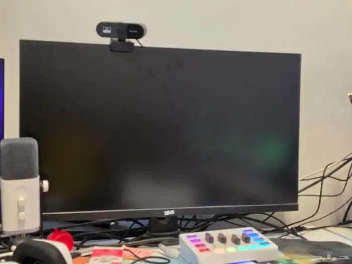 كمبيوتر العاب مع شاشة gaming with monitor 1