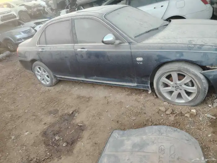 متوفر جميع قطع غيار سيارة ام جي 750 1