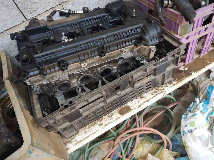 قطع غيار مستخدمه لجميع السيارات 8