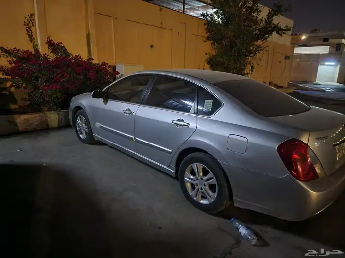 رينو سافران 2011 0