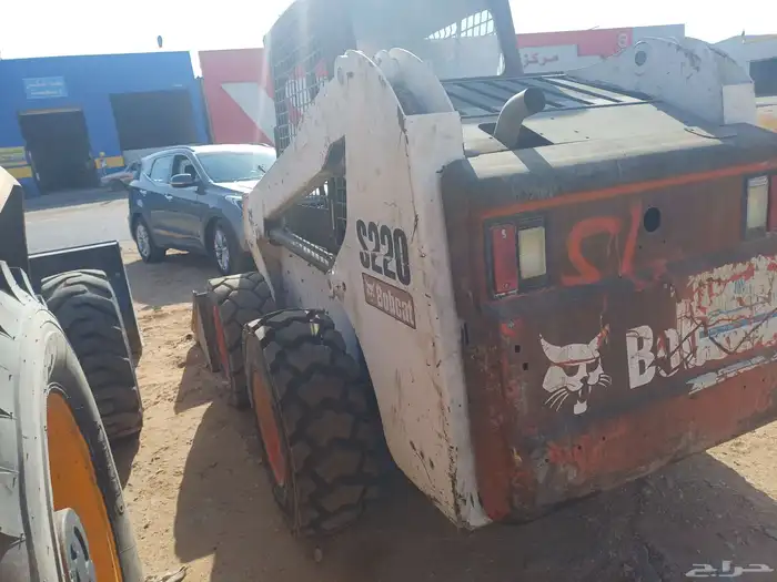 بوبكات 220 مكينة كبيرة طربة كبيرة مديل2010 مشروط 1