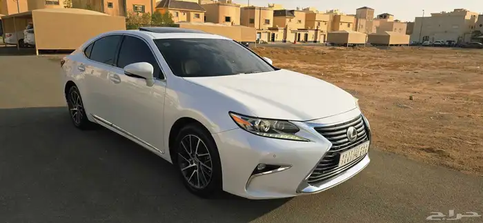 لكزس Es250 فل كامل نظيفة 2016 3