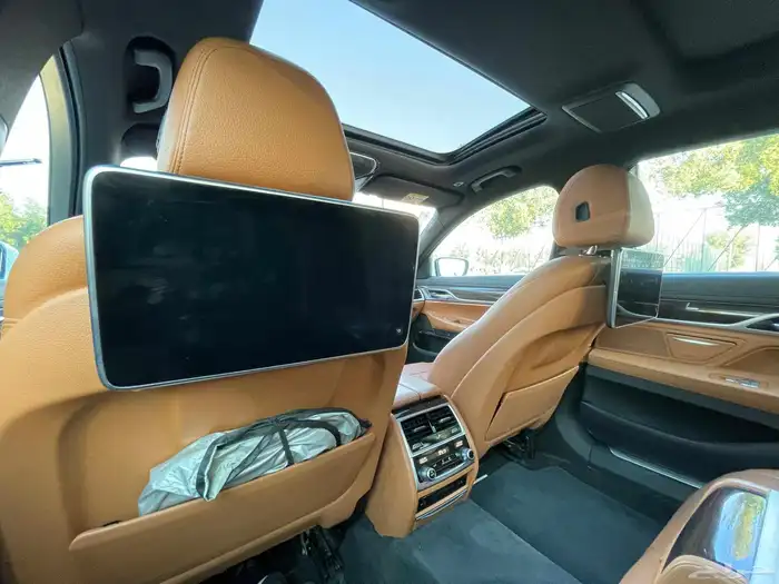 بي ام دبليو 740Li 2019 فل سعودي 16