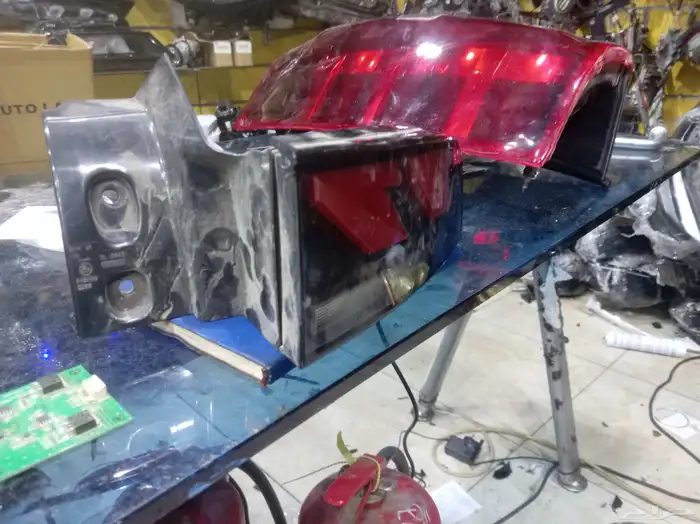 لليد واشاره امامي واسطب خلفي يمين سيزوكي فرونكس 2024 اصلي 1