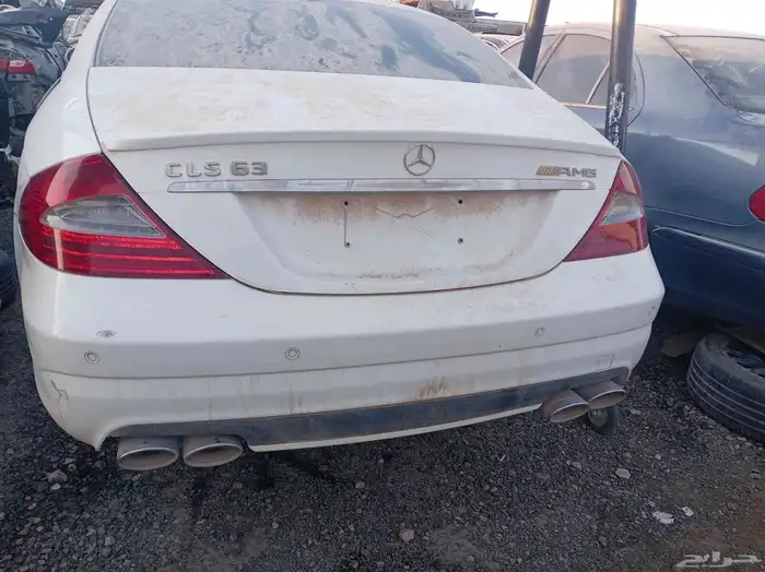 يوجد لدينا جميع انواع قطع غيار مرسيدس تشليح 1