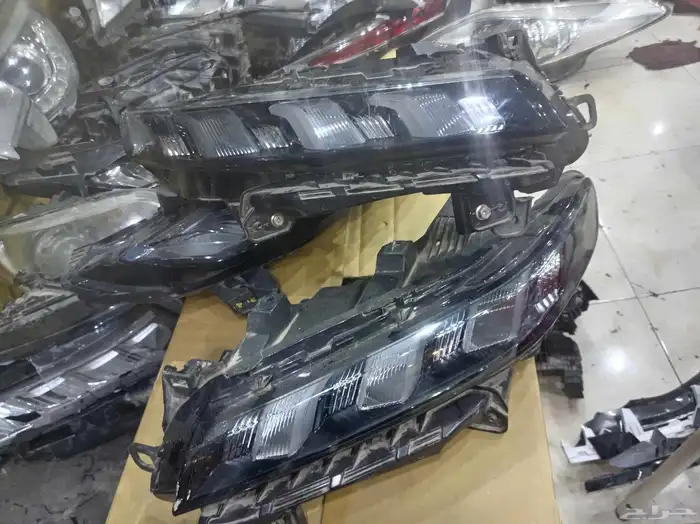 لليد واشاره امامي واسطب خلفي يمين سيزوكي فرونكس 2024 اصلي 0