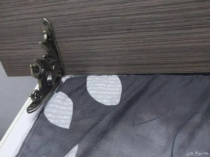 منشر غسيل ورفرف جدارية خشب للبيع 2