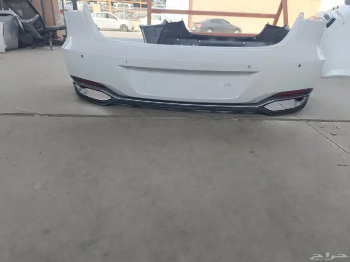 صدام خلفي ازيرا 2023 اصلي وكاله 1