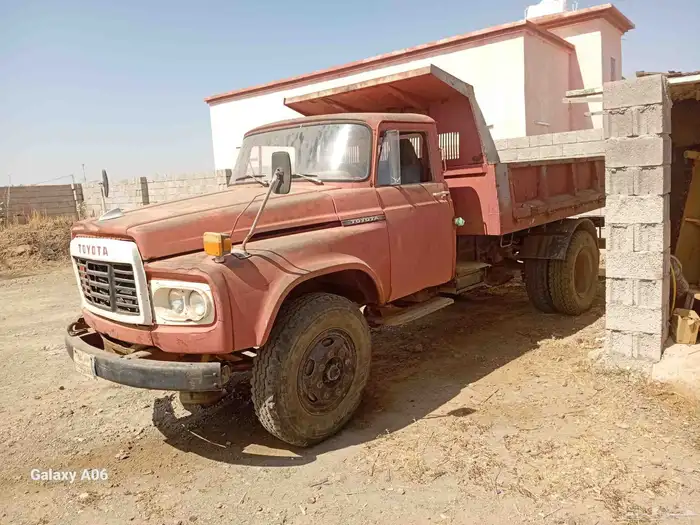 قلاب تويوتا للبيع مستخدم نضيف 0