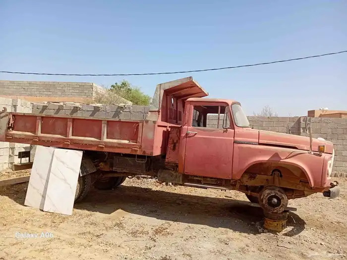 قلاب تويوتا للبيع مستخدم نضيف 2