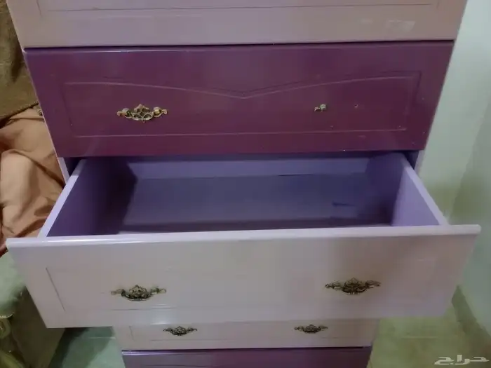 دولاب ادراج لحفظ الملابس مقاس 80 سم فى 150سم مستعملة ب50ريال 2