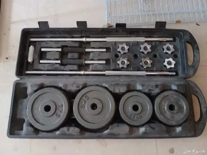 شنطة اوزان 50كيلو وجهاز رفع اثقال و الكرسي مستعمل 3 شهور650 0