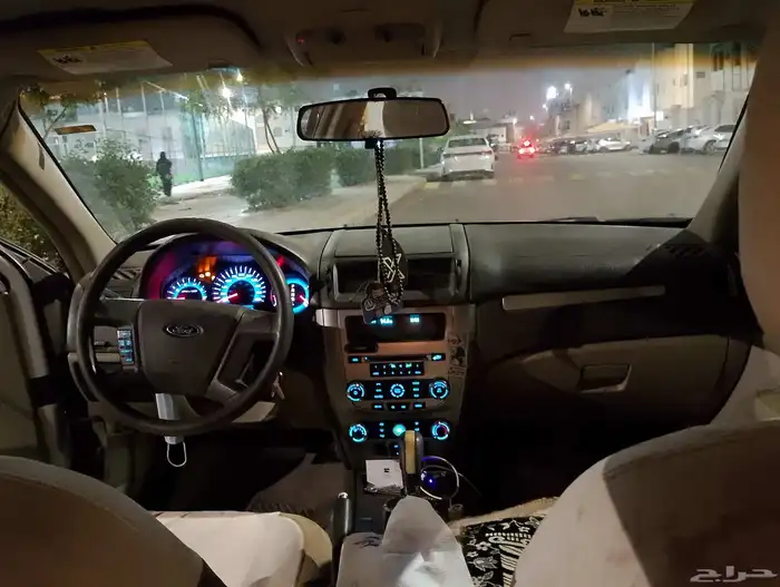 فورد فيوجن 2010 8