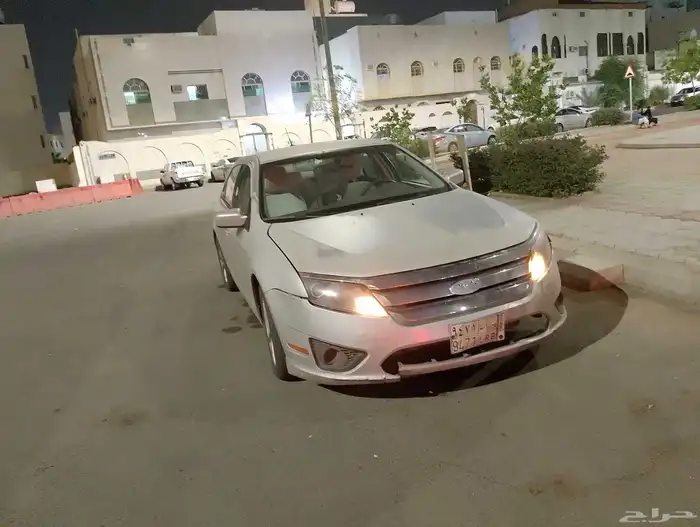 فورد فيوجن 2010 4