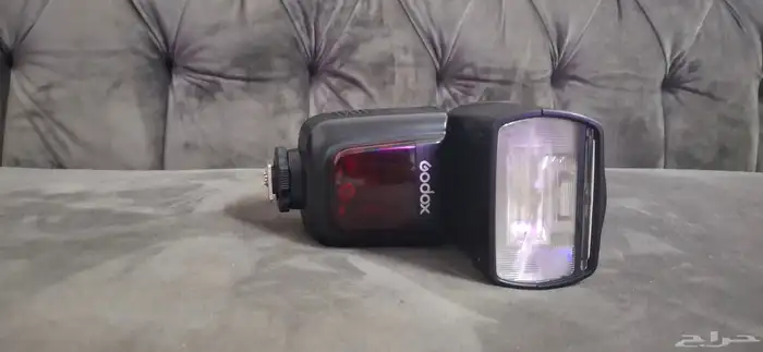 كاميرا نيكون D5300   Godox flash V860 5