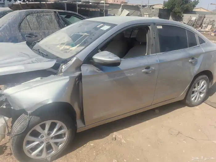 قطع غيار ام جي 5 موديل 2024 تشليح 0