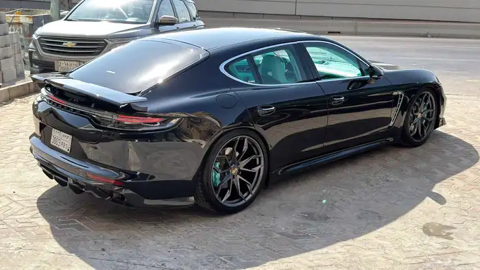 للبيع بورش بنامير تيربو معدل 2024 3