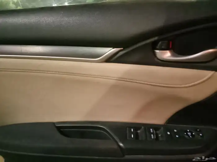 هوندا سيفيك نظيفه جدا ممشى قليل 2017 اقتصاديه بنزين 7