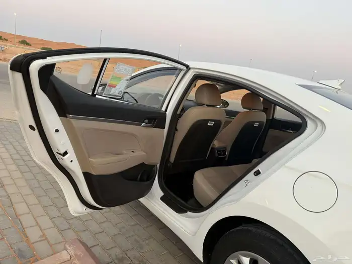 هيونداى النترا 2020 مكينه 2000 مالك اول - ممشى قليل 10