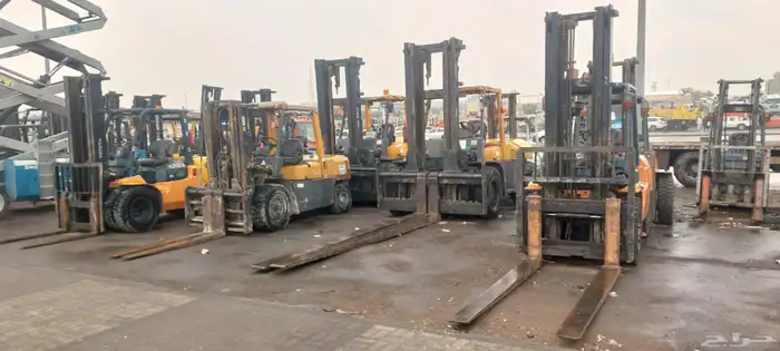 رافعة فوركلفت للايجار رافعه شوكيه 8