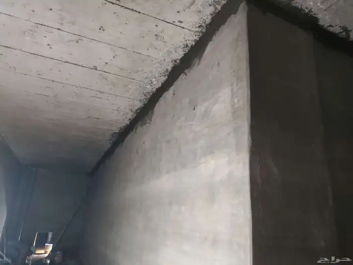 مقاول عوازل. 0