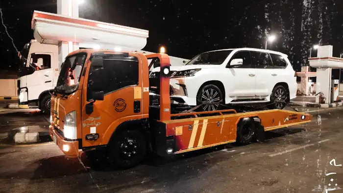 سطحة لسحب ونقل السيارات داخل المدينة المنورة وخارج المدينة ا 2