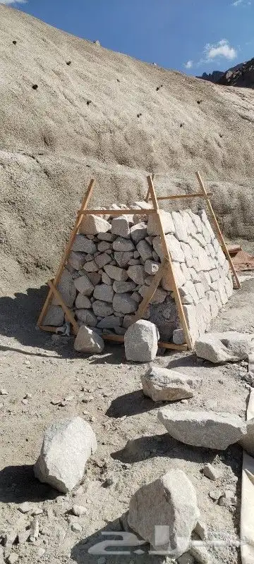 معلم حجر رباريب ممرات قوايم تلابيس جدران 0