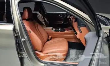 كيا k8 موديل 2025 بلون مميز استيراد من كوريا 9