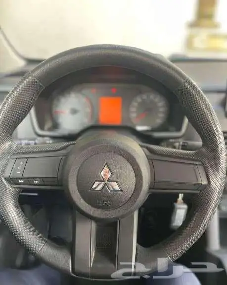 ميستوبيشي غمارتين L200 دبل ديزل قير عادي 2024 7