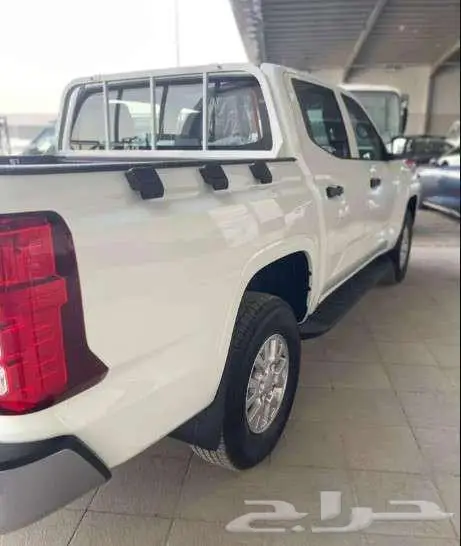 ميستوبيشي غمارتين L200 دبل ديزل قير عادي 2024 4