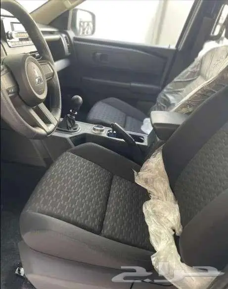 ميستوبيشي غمارتين L200 دبل ديزل قير عادي 2024 8