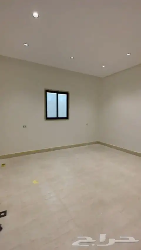 للبيع فلل تاون هاوس موقع مميز تشطيبات فندفيه أسعار مناسبة 11