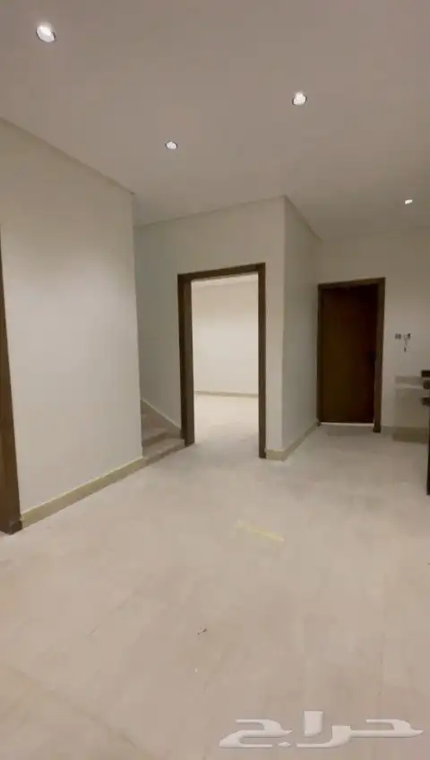 للبيع فلل تاون هاوس موقع مميز تشطيبات فندفيه أسعار مناسبة 9