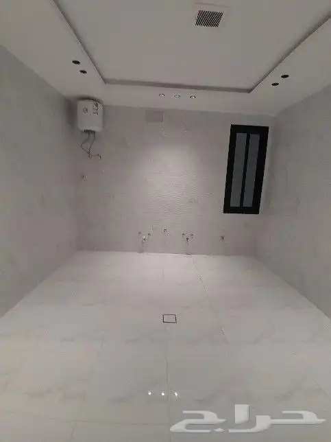 للبيع شقه دور ثاني مدخل مستقل مصعد راكب جاهز بالمحاله قرطبة 8