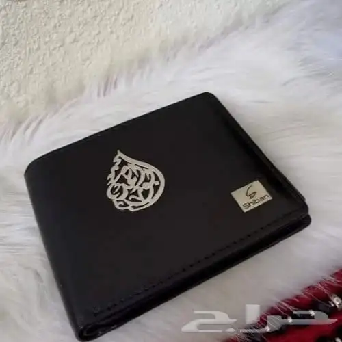 محافظ باالاسم جلد اصلي الاناقه في أدق التفاصيل 1