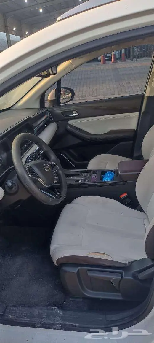 جاكGS4   270T نظيف لدى معرض الموتر العريق للسيارات 7