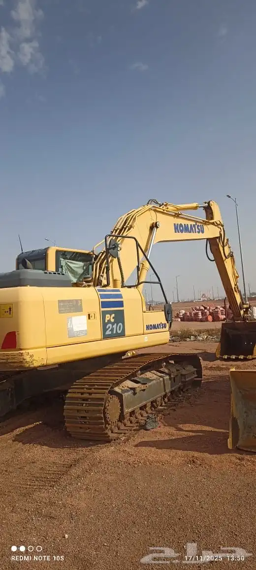 ايجار معدات بوكلينات وبوبكاتات وعرجاء وترنشرات كبير وصغير 0