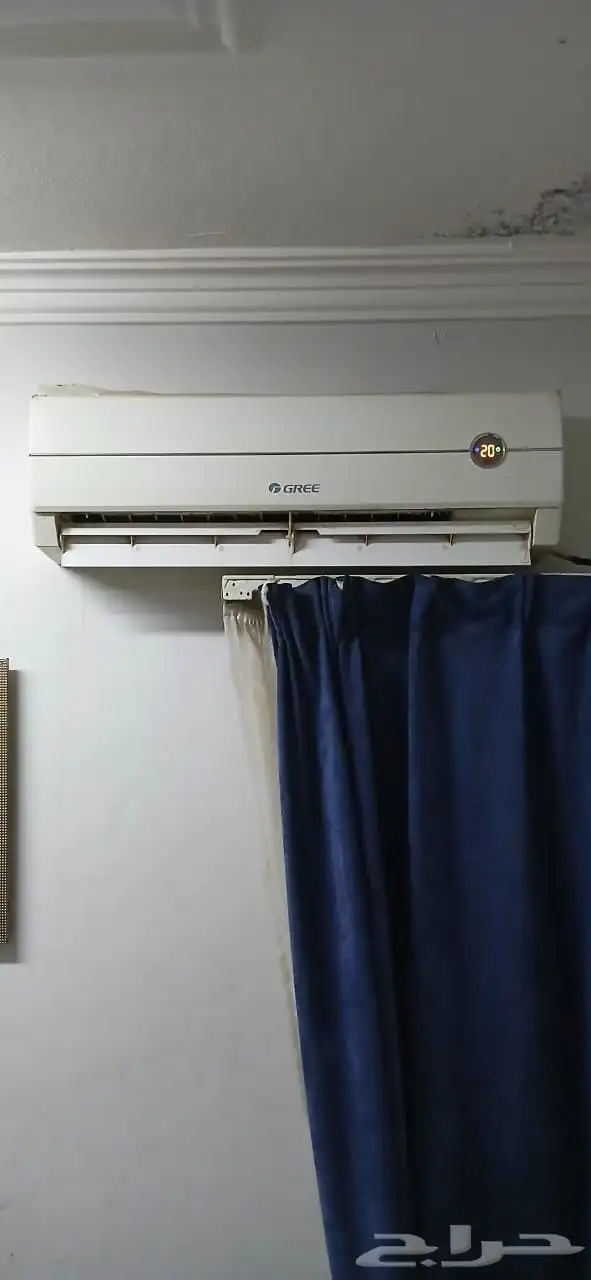 مكيفين اسبليت للبيع السريع طن ونص ماركه Gree و Akai 1