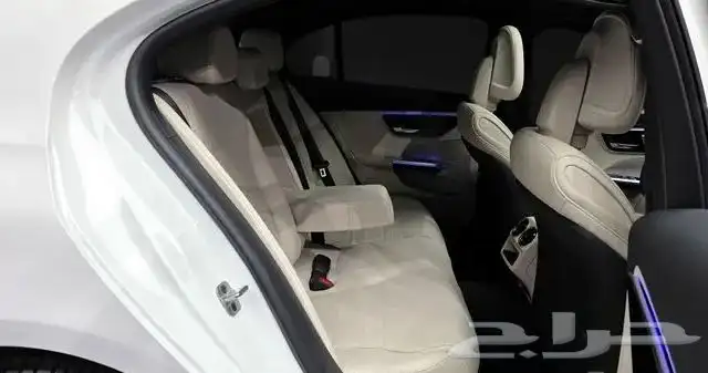 Mercedes C-Class W206C200 Avant-garde 2025(zero) 11