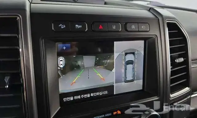 فورد اكسبديشن موديل 2021 8