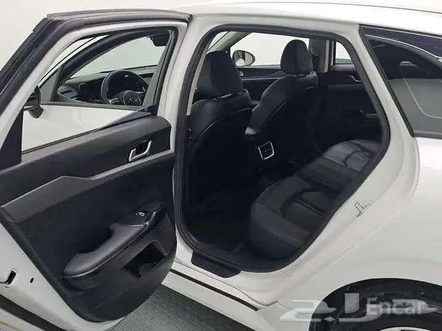 كيا K5 موديل 2021 6