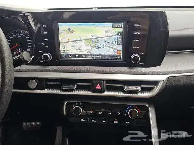 كيا K5 موديل 2021 13