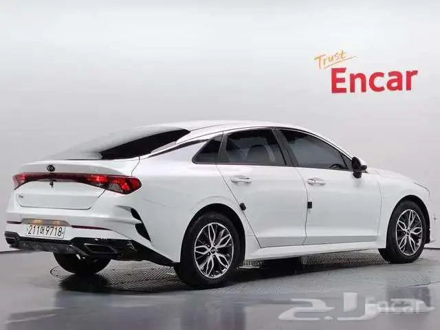 كيا K5 موديل 2021 1