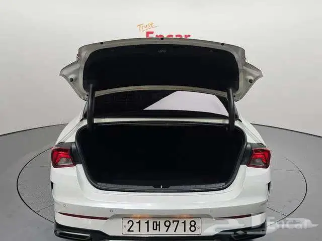 كيا K5 موديل 2021 19