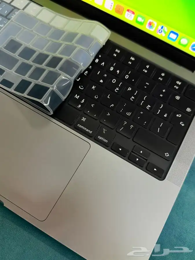 ماك بوك M3 7