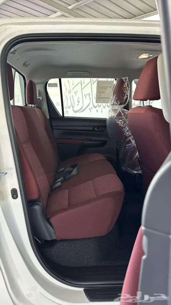 تويوتا هايلوكس غمارتين جير عادي سلق بريمي 2025 3